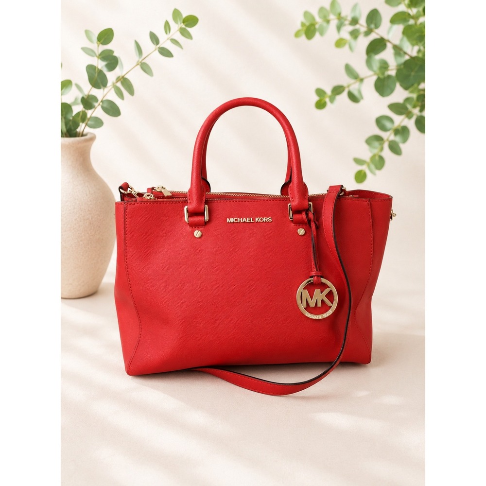 MK155 Michael Kors Sutton Satchel